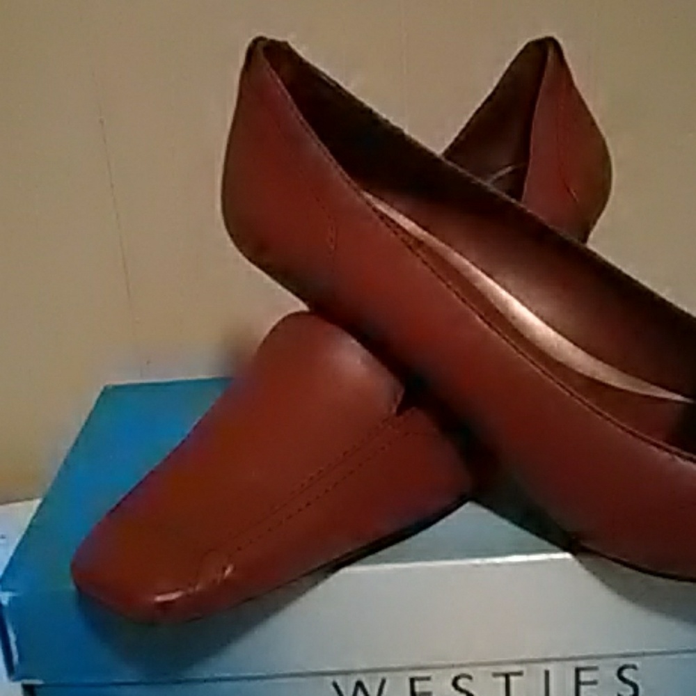 Westies Pumps - Picture 4 of 4
